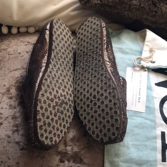 Glitter Toms bronze bag included - Picture 5 of 5